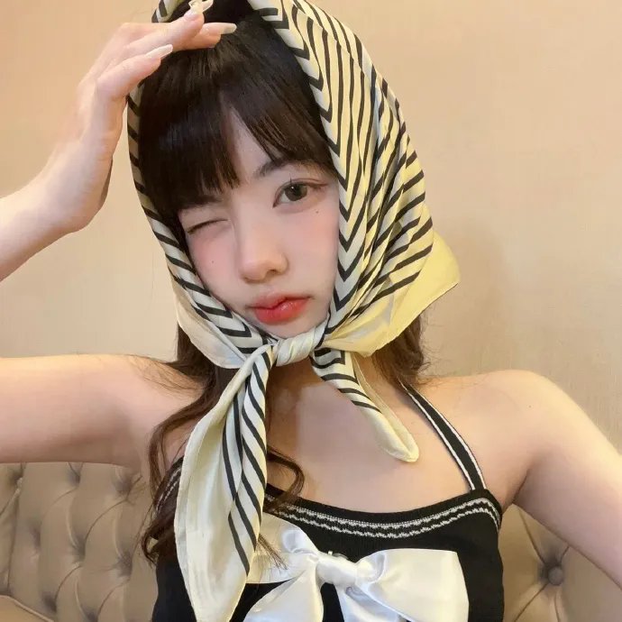 维奥莱特·诺齐埃尔